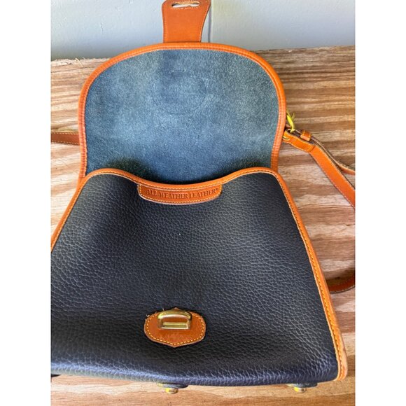 Vintage Dooney and Bourke Equestrian A6 Leather Crossbody Purse - Picture 4 of 16